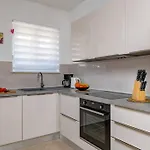 Ester Villa Pula